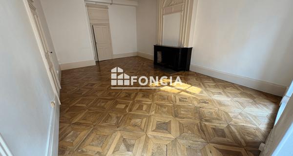 Location Appartement 3 pièces 60 m² - Romans-sur-isère 26100