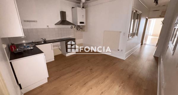 Location Appartement 3 pièces 60 m² - Romans-sur-isère 26100