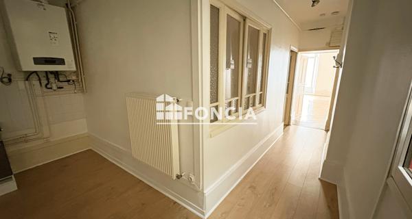 Location Appartement 3 pièces 60 m² - Romans-sur-isère 26100
