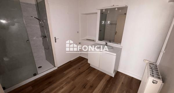 Location Appartement 3 pièces 60 m² - Romans-sur-isère 26100