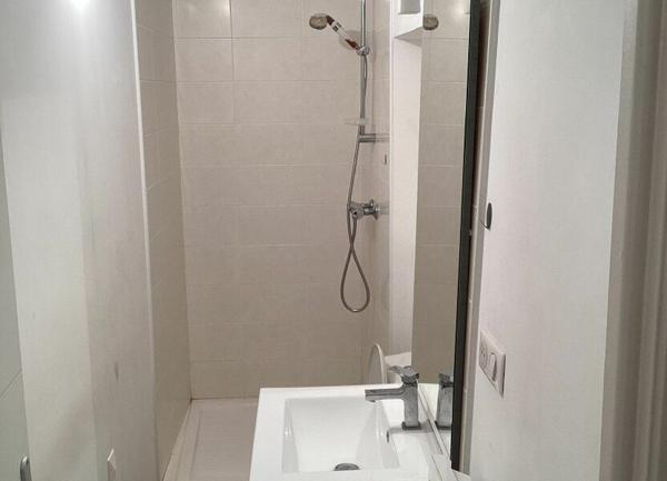 Appartement à louer    2 pièces • 43 m2 Lablachère