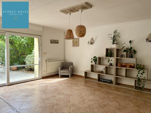 Propriété familiale de 185 m² de plain-pied avec grandes dépendances - Salon de Provence - 940 000€ FAI