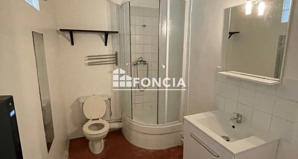 Location Studio 23.65 m² - Aix-en-provence 13100