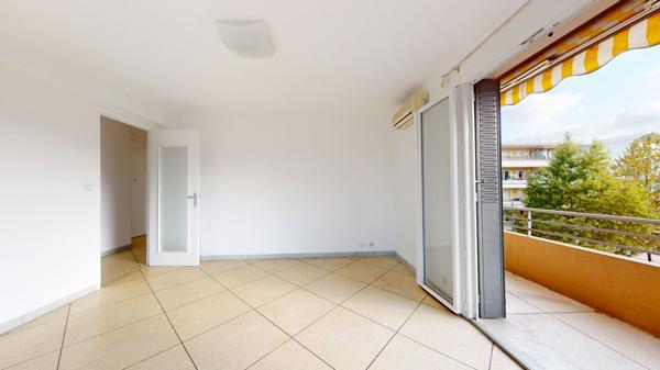 Appartement à vendre 258 000 € Cagnes-sur-Mer 3 p 59,2 m² DPE D