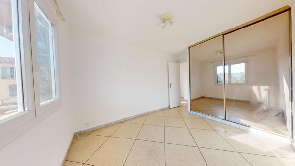 Appartement à vendre 258 000 € Cagnes-sur-Mer 3 p 59,2 m² DPE D