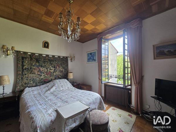 Maison à vendre 4 pièces 171 m² Ambérieu-en-Bugey