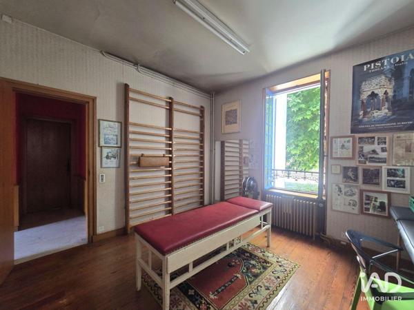 Maison à vendre 4 pièces 171 m² Ambérieu-en-Bugey