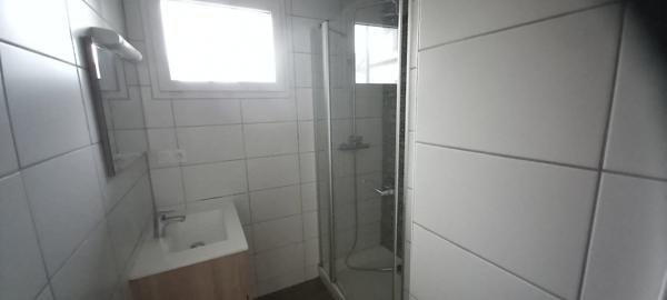 CARHAIX PLOUGUER- RARE SUR LE MARCHE Appartement 2 pièces