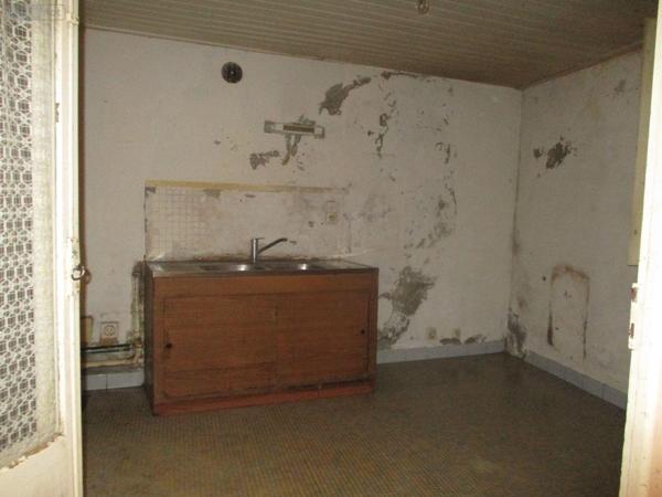 Maison à vendre à Saint-Denis-de-Gastines en Mayenne (53500), ref : 11737/678