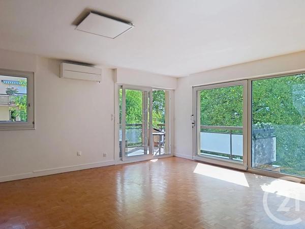 Appartement F5 à vendre  5 pièces - 123,39 m 2   LE MEE SUR SEINE  - 77