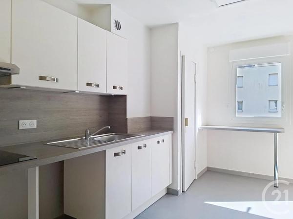 Appartement F5 à vendre  5 pièces - 123,39 m 2   LE MEE SUR SEINE  - 77