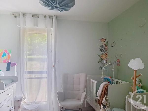 Appartement F5 à vendre  5 pièces - 123,39 m 2   LE MEE SUR SEINE  - 77