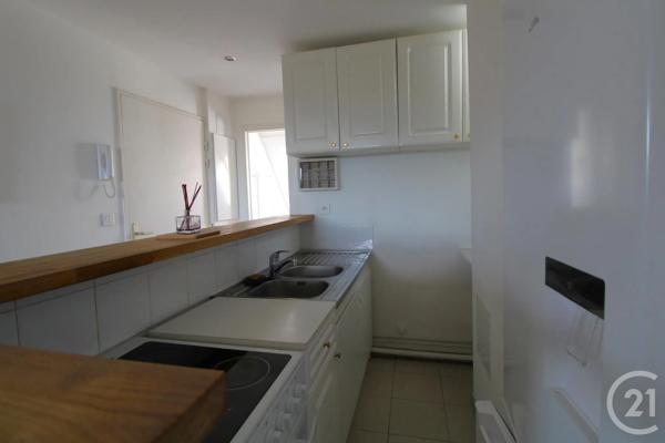 Appartement F2 à vendre  2 pièces - 30,50 m 2   LA VILLE DU BOIS  - 91