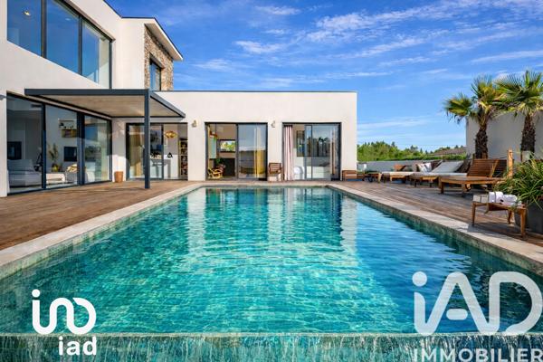 Maison à vendre 5 pièces 174 m² Saint-Aunès