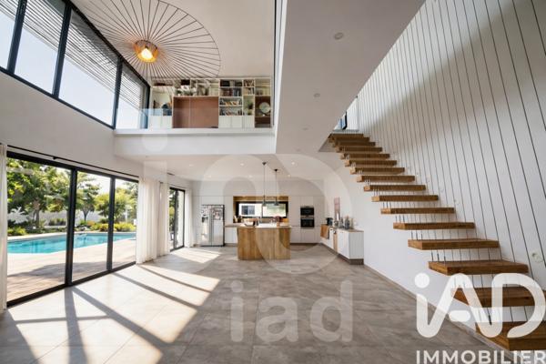 Maison à vendre 5 pièces 174 m² Saint-Aunès