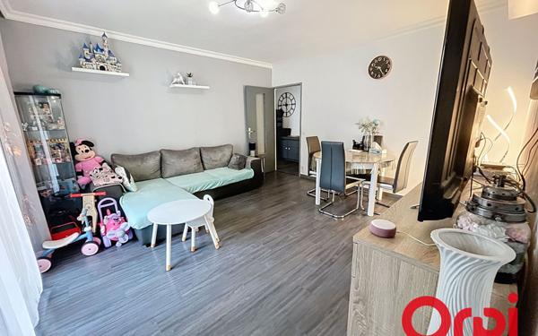 Appartement à vendre    3 pièces • 59,85 m2 Marseille 12