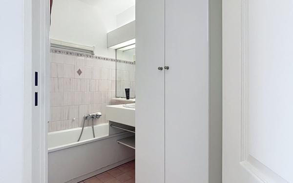 Appartement à vendre    2 pièces • 31 m2 Saint-Raphaël