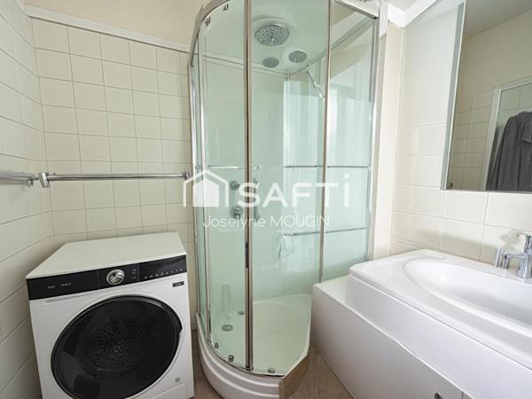 Proche de la gare, appartement T2 avec terrasse.