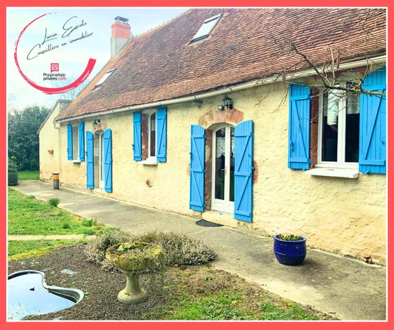 Grande maison avec 3 hectares environ de terrain et plusieurs dépendances