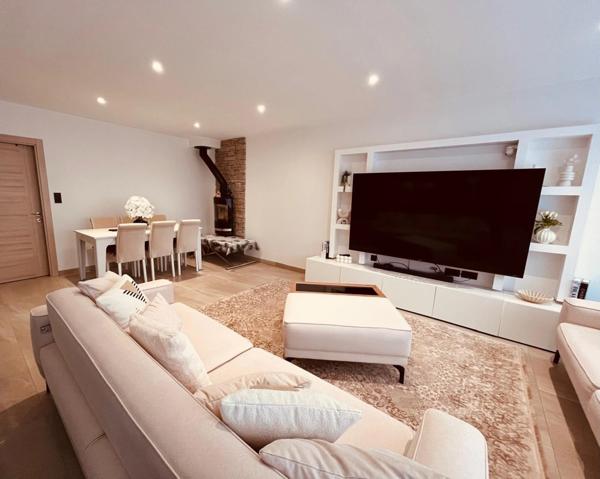 Maison contemporaine 2024 MEUCON – DPE A/A – Tout à pied, confort et prestations de qualité