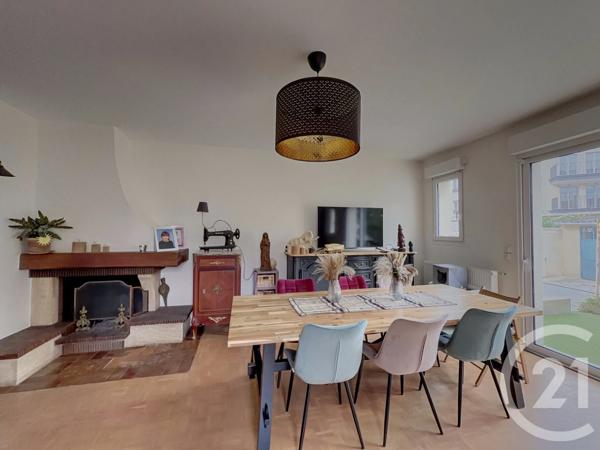 Maison à vendre  6 pièces - 111,01 m 2   LE BOURGET  - 93