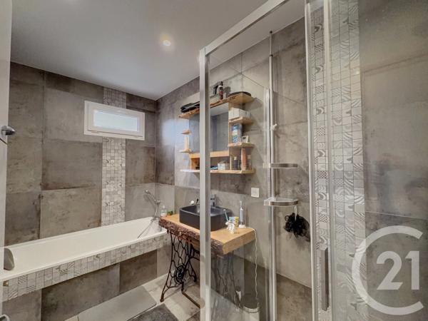 Maison à vendre  6 pièces - 111,01 m 2   LE BOURGET  - 93