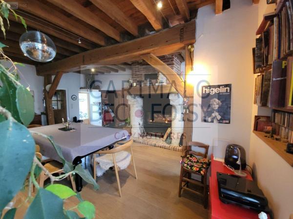 Maison à vendre à Montigny-le-Gannelon dans l'Eure-et-Loir (28220), ref : JS/956   
Centre ville