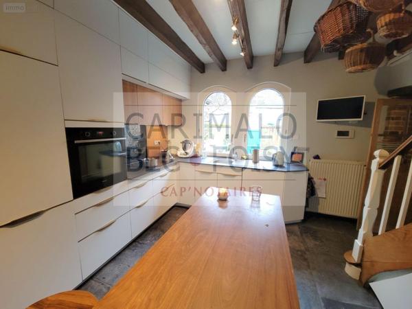 Maison à vendre à Montigny-le-Gannelon dans l'Eure-et-Loir (28220), ref : JS/956   
Centre ville