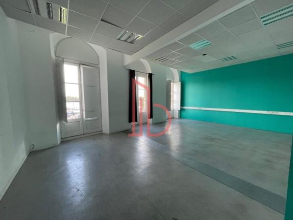Bureau de 988 m² à louer à Bordeaux Chartrons