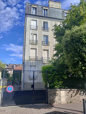 Coup de Cœur à Enghien-les-Bains (95) – 2 Pièces Rénové & Meublé - 15 minutes de Paris Gare du Nord