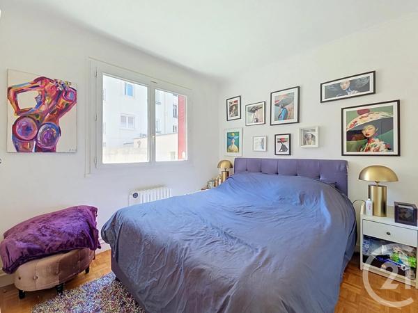 Appartement F2/3 à vendre  3 pièces - 54,62 m 2   COLOMBES  - 92