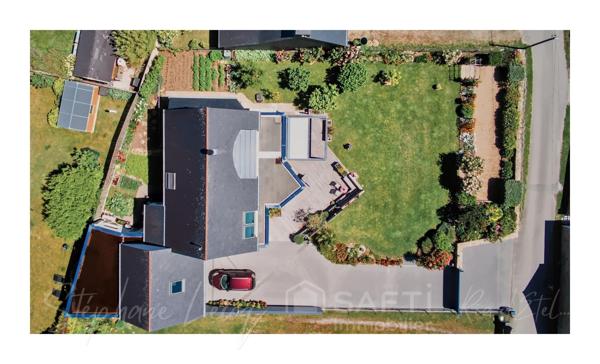 Volumes rares pour une grande maison familiale