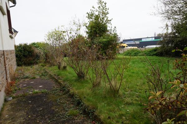 MAISON TRADITIONNELLE EN CENTRE BOURG