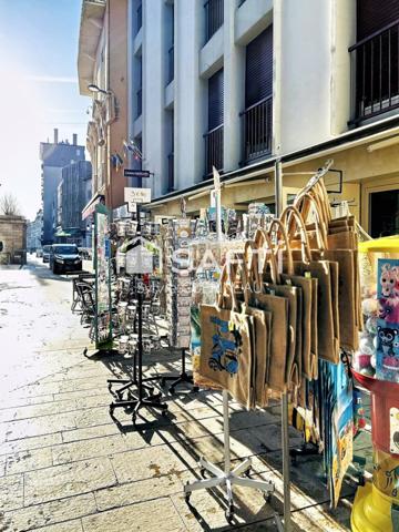 Fond de commerce de 142 m2 hyper centre à Dax