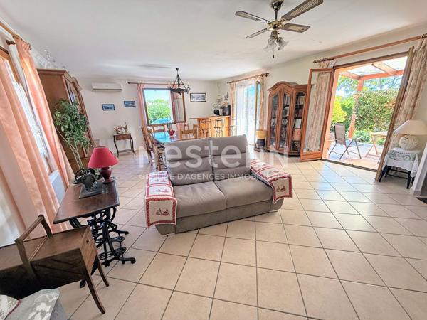 VILLA T5 DE 120 M2 AVEC GARAGE SUR TERRAIN DE 1379 M2