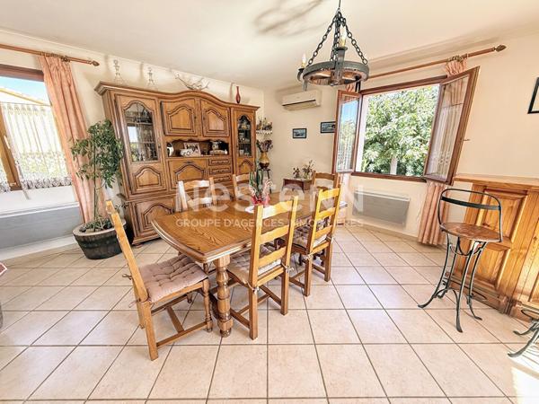 VILLA T5 DE 120 M2 AVEC GARAGE SUR TERRAIN DE 1379 M2