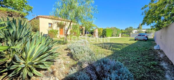 VILLA T5 DE 120 M2 AVEC GARAGE SUR TERRAIN DE 1379 M2