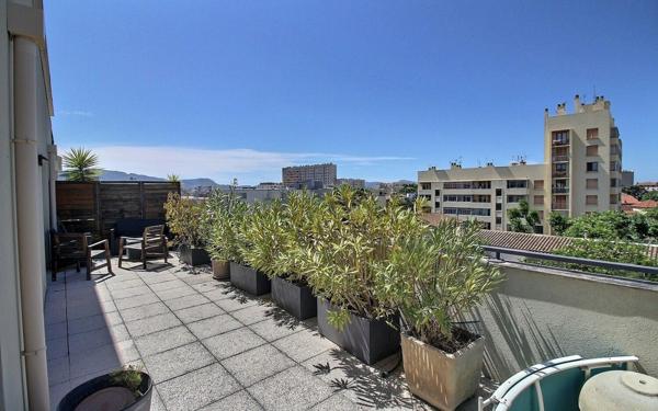 Appartement à vendre    4 pièces • 89,75 m2 Marseille 13