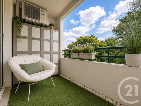 Appartement F3 à vendre  3 pièces - 64,97 m 2   SURESNES  - 92