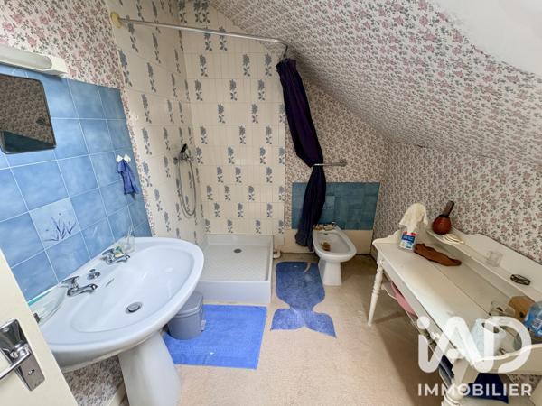 Maison à vendre 5 pièces 170 m² Saint-Germain-du-Puy