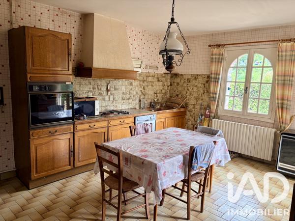 Maison à vendre 5 pièces 170 m² Saint-Germain-du-Puy