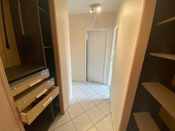 Appartement à vendre    3 pièces •    Castres