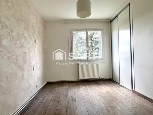 MAISON FAMILIALE AU CALME - 125 M² - 4 CHAMBRES - TERRAIN 708 M²