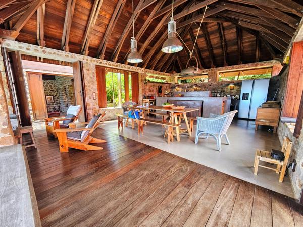 Propriété hors normes Baie des Saintes Antilles françaises