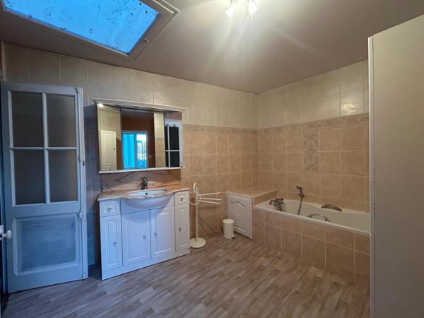 Maison de maître de caractère au cœur du Mêle-sur-Sarthe