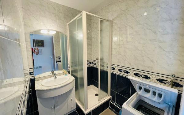 Appartement à vendre    2 pièces • 33 m2 Arzon