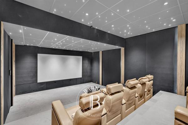 Cannes, Villa 8 Chambres -  1 400 m² à vendre