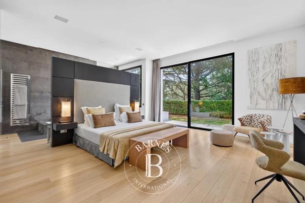 Cannes, Villa 8 Chambres -  1 400 m² à vendre