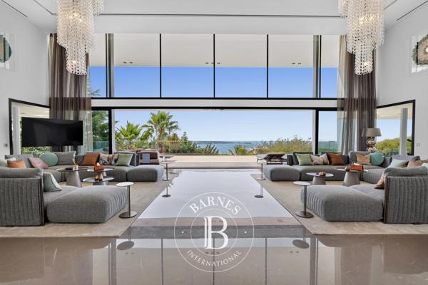 Cannes, Villa 8 Chambres -  1 400 m² à vendre