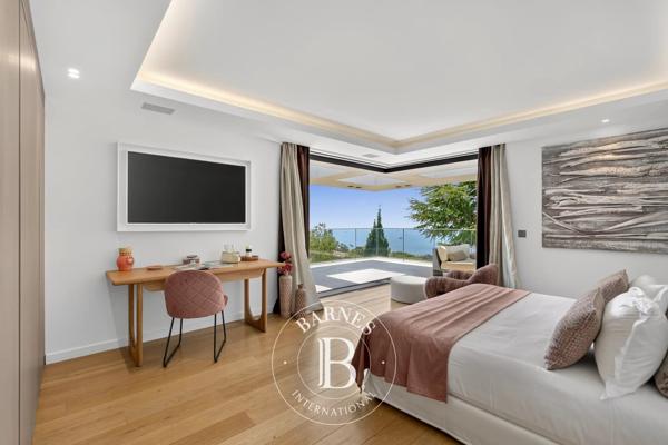 Cannes, Villa 8 Chambres -  1 400 m² à vendre